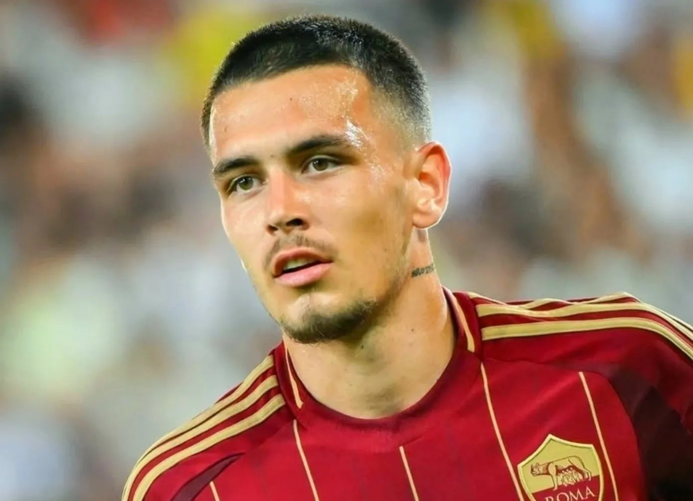 欧超杯转会期走向成谜，费城76人绝杀压哨，赛场秩序良好，赛程密集仍需轮换(欧超杯现场直播免费观看)-球速平台