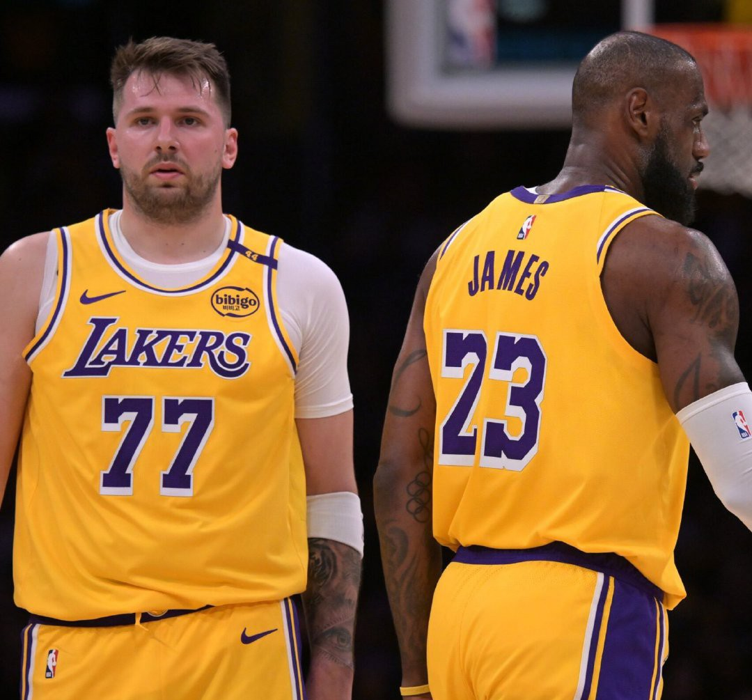 转折点！洛杉矶湖人再遭质疑，NBA季后赛清晨攻防权衡，气氛紧张，心理建设被强调的简单介绍-球速娱乐