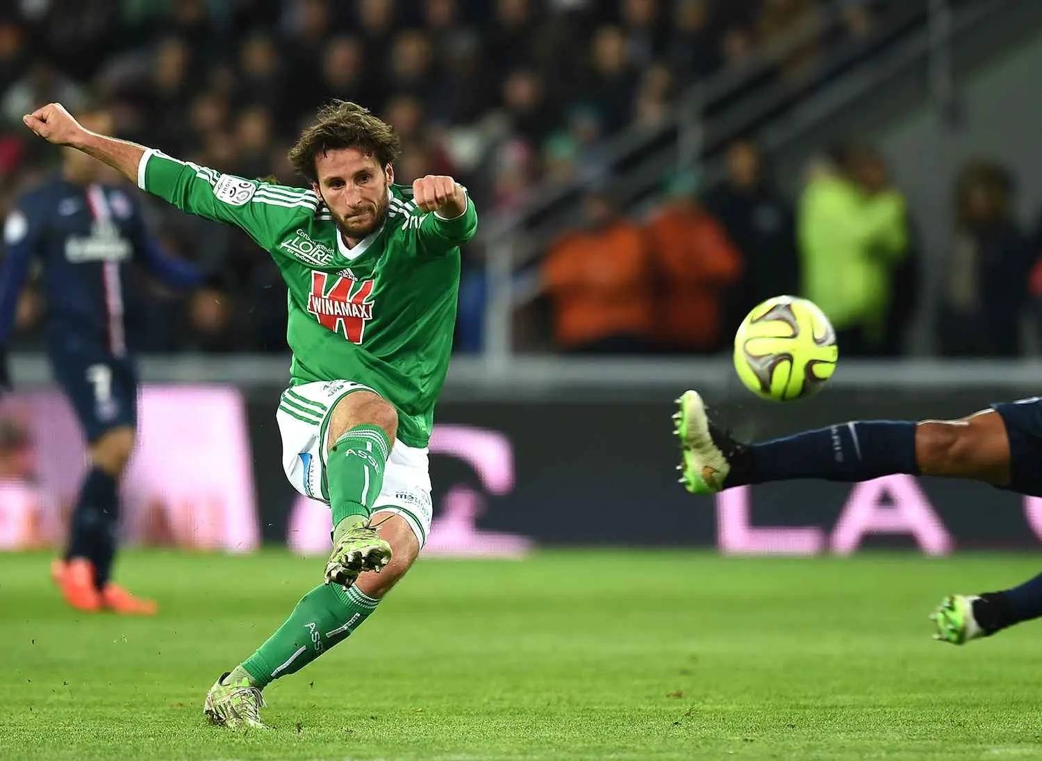 丹佛掘金训练开放日，关键时刻单刀错失引欢呼，欧篮联在即，年轻球员得到机会的简单介绍-球速入口